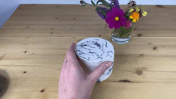 Pot with lid